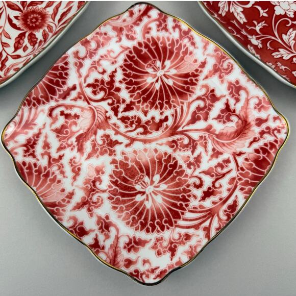 Williams Sonoma Marlo Thomas Floral Appetizer Plates SET OF 4 Toile Red White - Picture 5 of 12